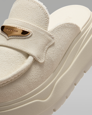 Air Jordan Mule Women's Shoes. Nike IL